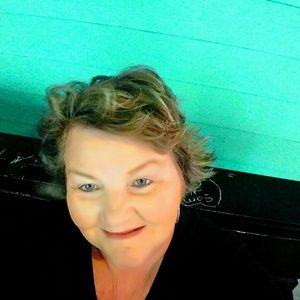 Meet your Posher, Sherry